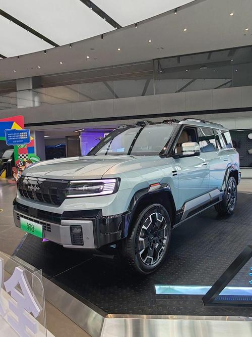 惠州108比亚迪方程豹硬派越野的爆款，英菲尼迪35周年与你共成长